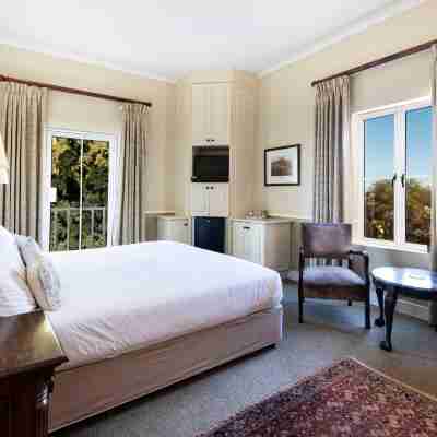 Queens Hotel by Bon Hotels Rooms