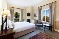 Queens Hotel by Bon Hotels Hotels in Oudtshoorn