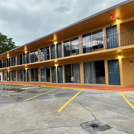 Royal Inn