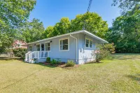 Walk to Dtwn Pine Mountain! Quiet Cottage w/ Yard - Wifi