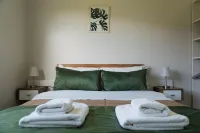 Cabaña con 3 habitaciones, excelente vista a los cerros Hotels in 