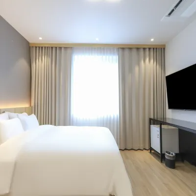 Gyeongpodae Hotel Aria Hotels near شاطئ غونغبو (Gyeongpo Beach)