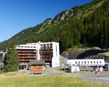 Le Panoramic Hotels in Flaine