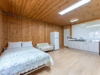Ongjin Eroom Pension Hotel berhampiran Pantai Simnipo
