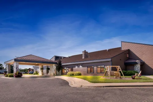 Heartland Inn  Suites, SureStay Collection by Best Western Hotels in Park Rapids