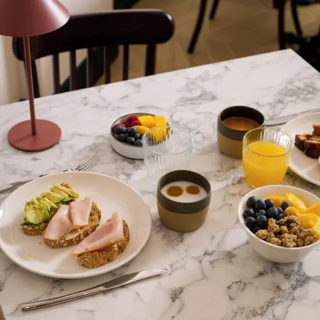 Honest Hotel Granada