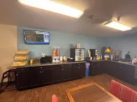 Days Inn by Wyndham Salina I-70 - Bữa sáng