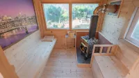 Gumi Riverside House Pension