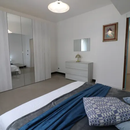 Casa Minerva — Beautiful Holiday Home with Sea & Castle View in the Heart of Otr