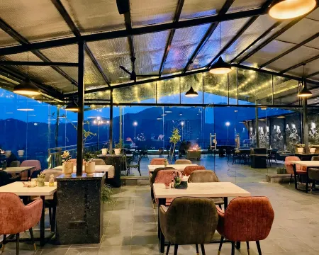 Hotel Chail Residency