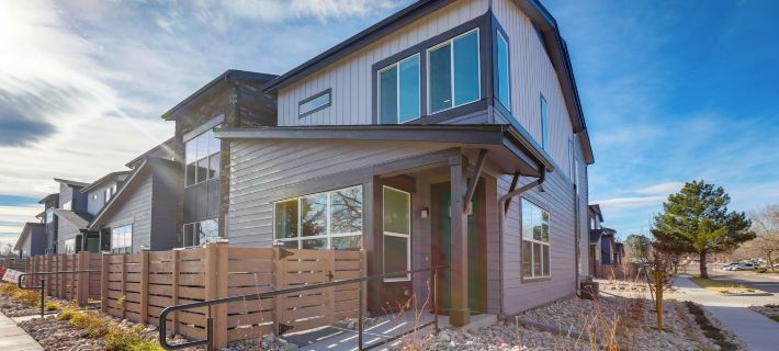Creekside Retreat Near Olde Town Arvada Hotels in Arvada