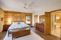 Family-Friendly Jasper Cabin with Deck! - 3-Star