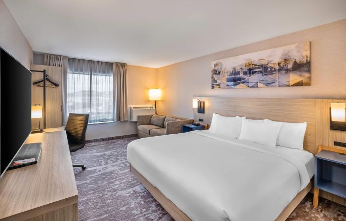 Comfort Inn East