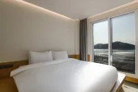 BLUEFROG HOTEL - 2-Star