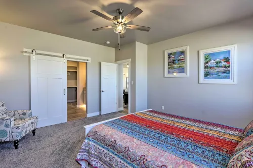 Family-Friendly Grand Junction House w/ Patio - Kitchens