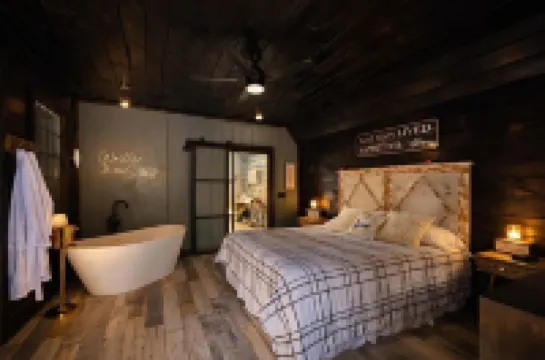 Exclusive Couples Getaway with Romantic Amenities, Private & Beautiful A-Frame