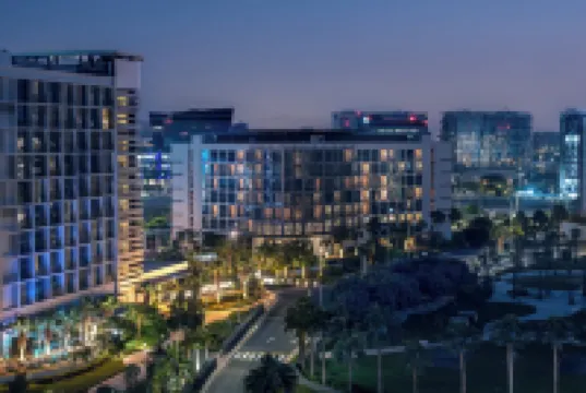 Yas Plaza Circuit by IHG Hotels near مدينة مصدر