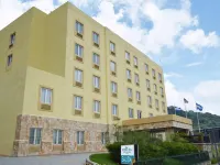 Beverly Hills: Hotel and Business Hotels in Antiguo Cuscatlan