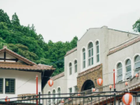 Loi no Hako Hotels in Gotsu