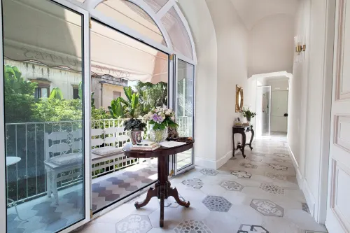Grace Suites Sorrento - 2-Star