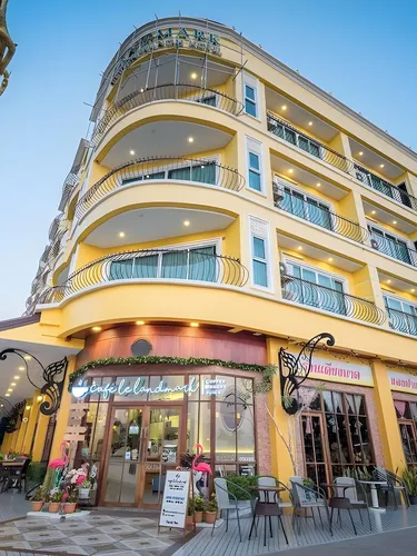รูปภาพของLANDMARK NAKHONPHANOM HOTEL