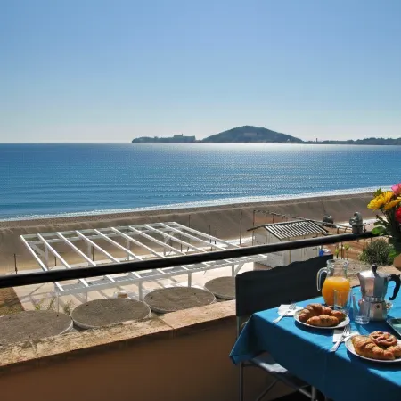 Edy Sea View Holiday Apartment