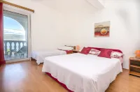 Apartments Tomislav - 3-Star