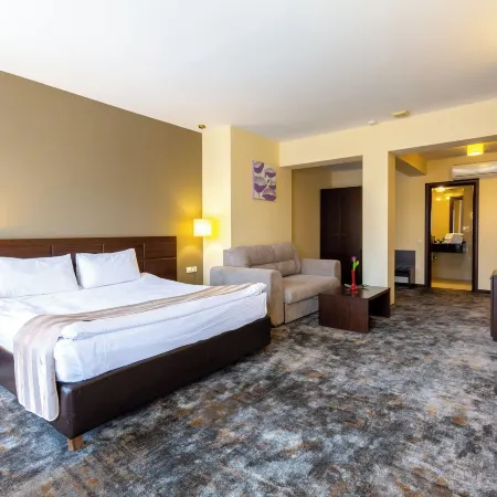Golden Time Hotel
