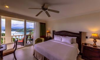 Parador Nature Resort and Spa