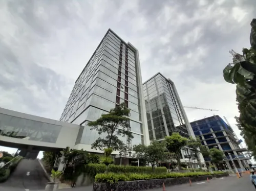 Modern Look and Homey Studio at Mataram City Apartment By Travelio
