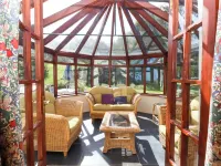 Oak Tree Hotels in Halwell and Moreleigh