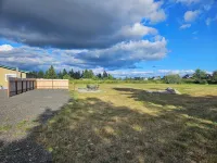 Private 10-Acre Retreat Near Jblm {Fast Wi-Fi} with Adjoining RV Pad