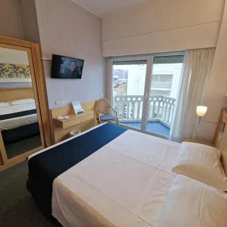 City Hotel