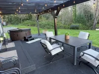 Walkable Harbor Escape Modern 2 Bedroom Getaway