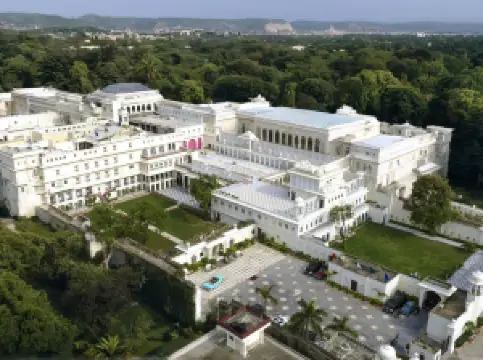 ザ ラージ パレス