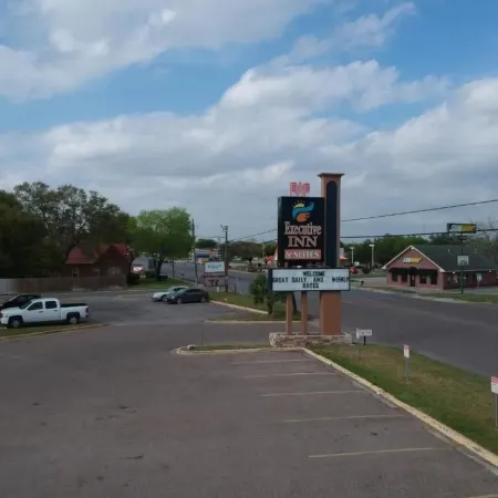 Executive Inn