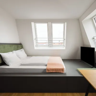 Limehome Munich Theresienwiese Hotels near Schwanthalerhöhe