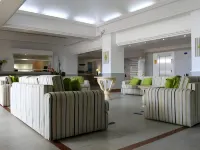 Sapphire Beach Club Resort Hotels in Lowlands