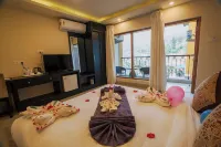 The Four Boutique Hotel - 3-Star