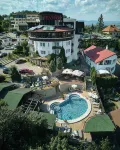 Grand Hotel Belvedere - Rooftop Pools