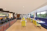 Lemon Tree Hotel, Hubli - sarapan