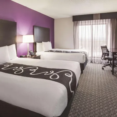 Bloom Hotel