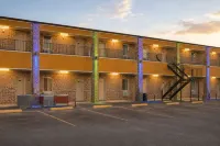 Extended Stay Motel - Snyder