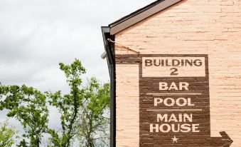 Salt Ranch Hotel (Nashville) - 2026 Prices, Reviews & Deals | Trip.com