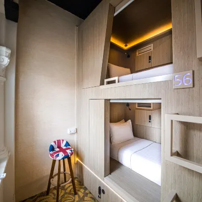 Cube Boutique Capsule Hotel @ Kampong Glam Hotels near Kampong Glam