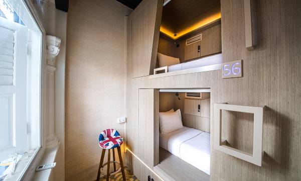 Cube Boutique Capsule Hotel @ Kampong Glam