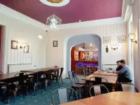 Astor York Hostel - breakfast