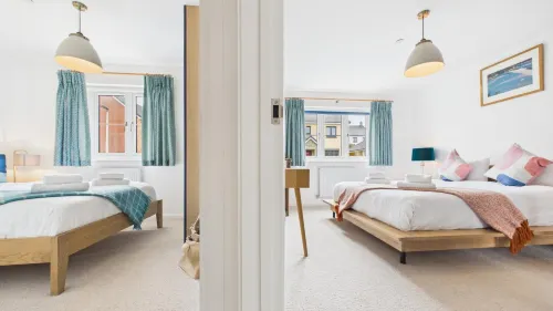 Red Robin - 2 Bedroom Holiday Home - Sageston - 3-Star