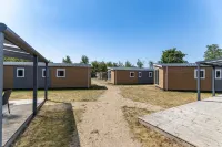 Cosy Family Chalet With Covered Terrace - Wifi