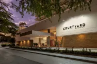 Courtyard by Marriott Santa Marta Resort Hotels in 